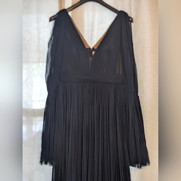 J Mendel silk navy gown size 8 - Picture 6 of 6